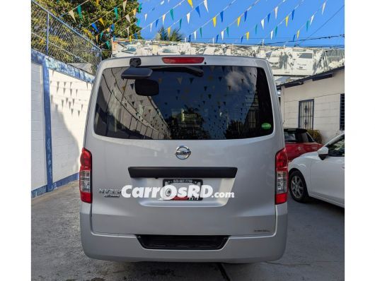 Nissan NV Minivan en venta