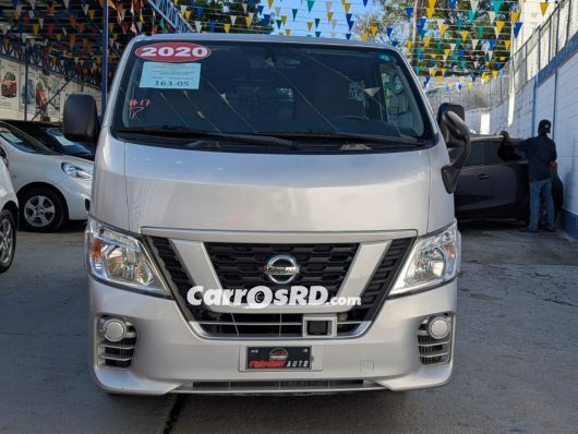 Nissan NV Minivan en venta