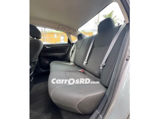 Nissan Sentra Carros en venta