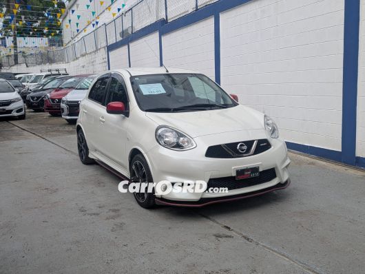Nissan March Hatchback en venta
