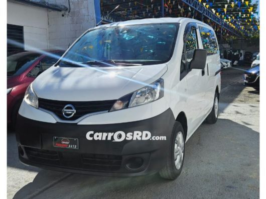 Nissan NV Minivan en venta