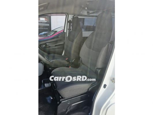 Nissan NV Minivan en venta