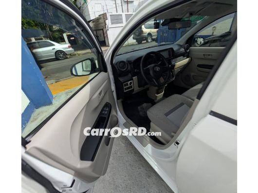 Toyota Passo Carros en venta