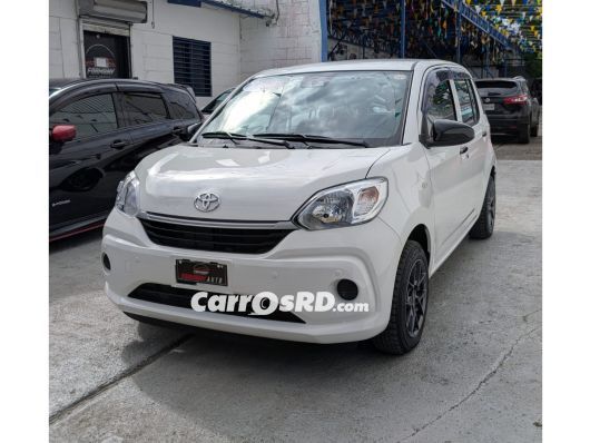 Toyota Passo Carros en venta
