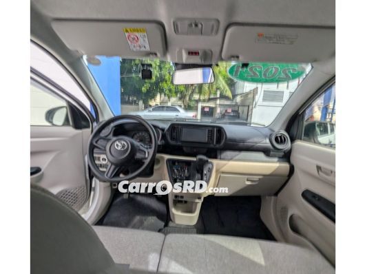 Toyota Passo Carros en venta