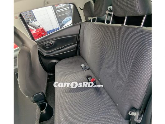 Toyota Vitz Hatchback en venta