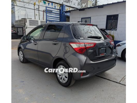 Toyota Vitz Hatchback en venta