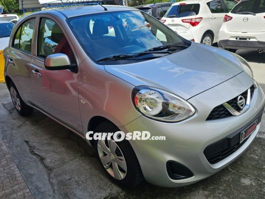Nissan March Hatchback en venta