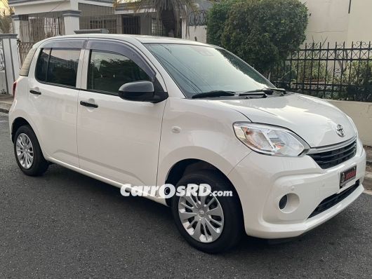 Toyota Passo Hatchback en venta