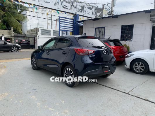 Mazda Demio Hatchback en venta
