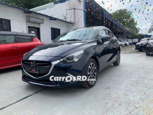 Mazda Demio Hatchback en venta