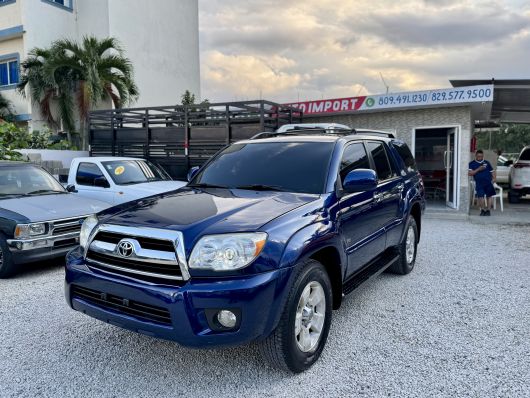 Toyota 4Runner SR5 en venta