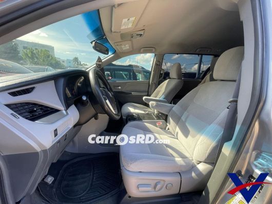 Toyota Sienna Minivan en venta