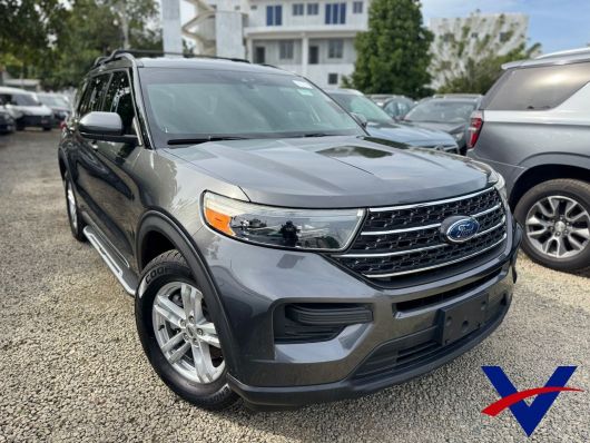 Ford Explorer XLT en venta