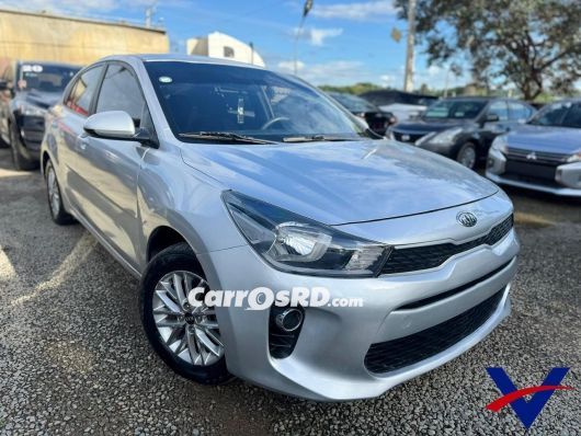 Kia Rio Carros en venta