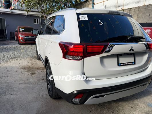 Mitsubishi Outlander Jeepeta en venta