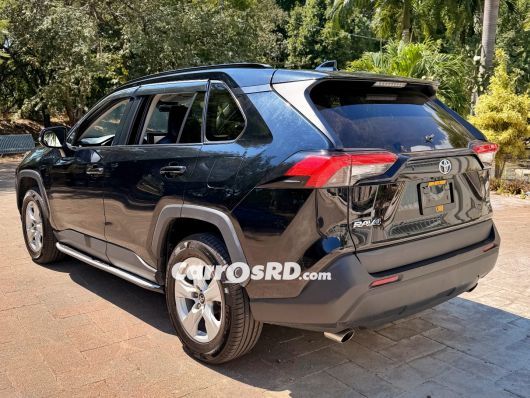 Toyota RAV4 Jeepeta en venta