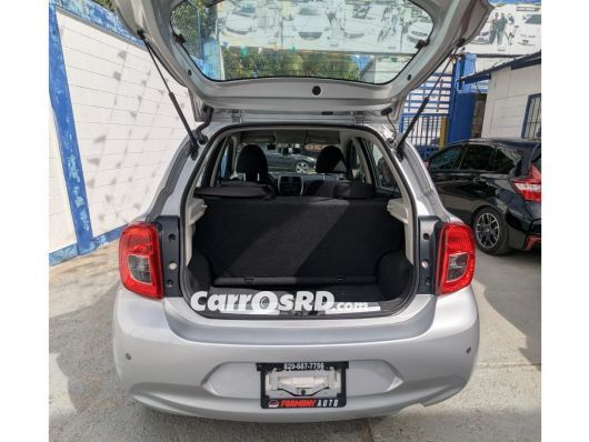 Nissan March Hatchback en venta