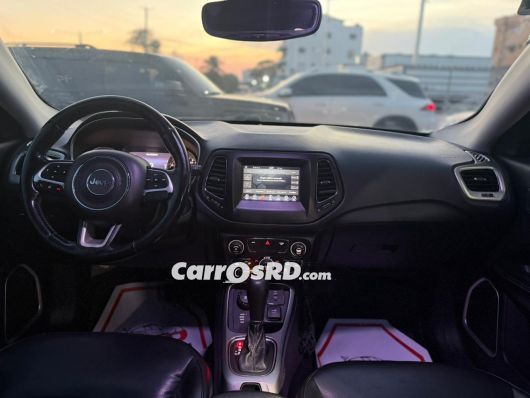 Jeep Compass Jeepeta en venta