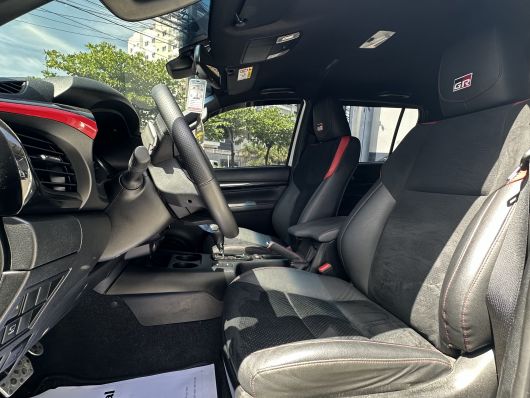 Toyota Hilux GR Sport
