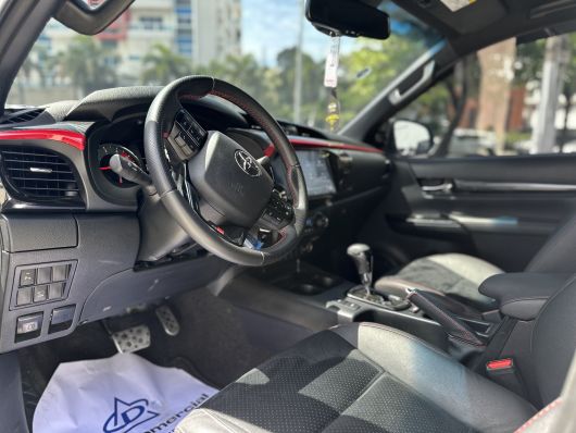 Toyota Hilux GR Sport