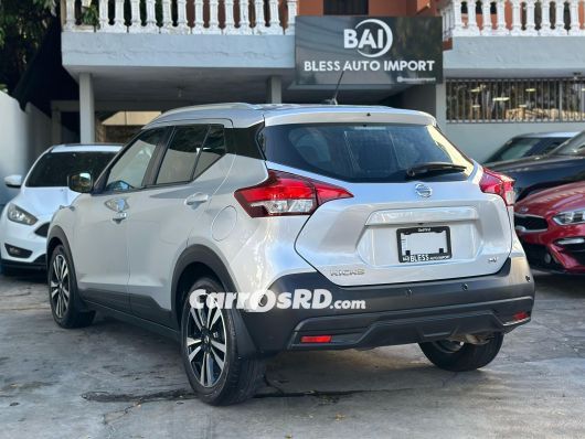 Nissan Kicks Carros en venta
