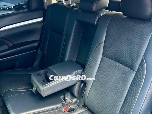 Toyota Highlander Jeepeta en venta