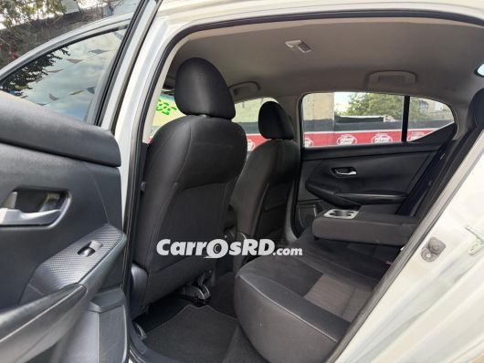 Nissan Sentra Carros en venta