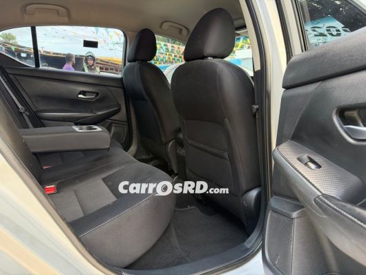 Nissan Sentra Carros en venta