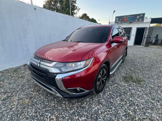Mitsubishi Outlander SE en venta