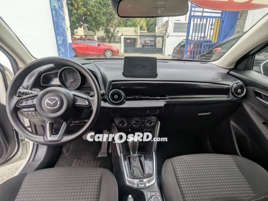 Mazda Demio Hatchback en venta