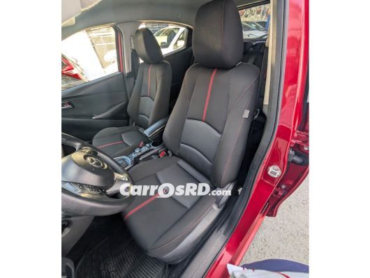 Mazda Demio Hatchback en venta