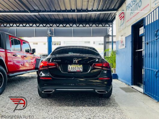 Mercedes-Benz Clase A 220 AMG