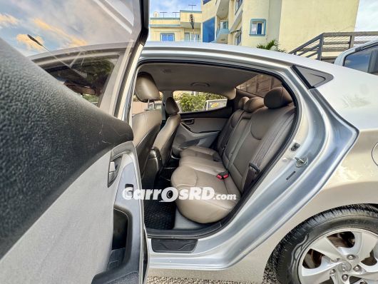 Hyundai Elantra Jeep en venta