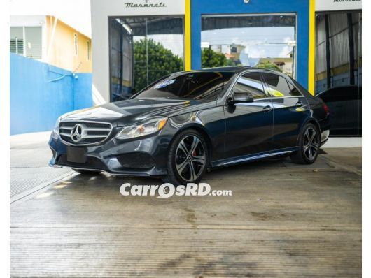 Mercedes-Benz Clase E Carros en venta