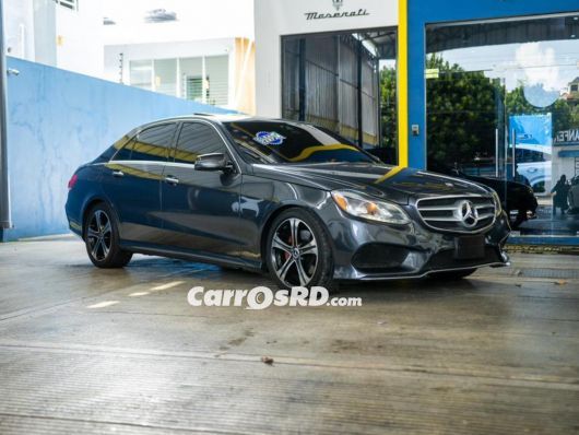 Mercedes-Benz Clase E Carros en venta