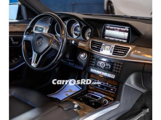 Mercedes-Benz Clase E Carros en venta