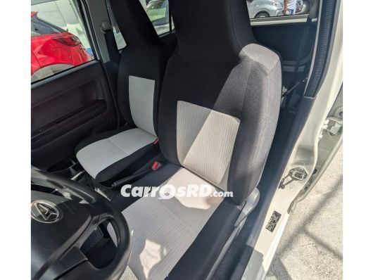 Daihatsu Mira Hatchback en venta