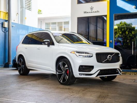 Volvo XC 90 R Design en venta