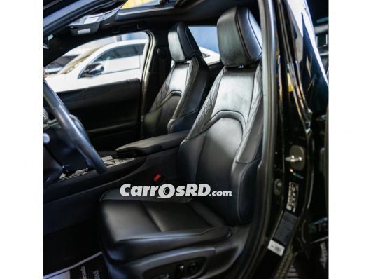 Lexus UX Jeepeta en venta