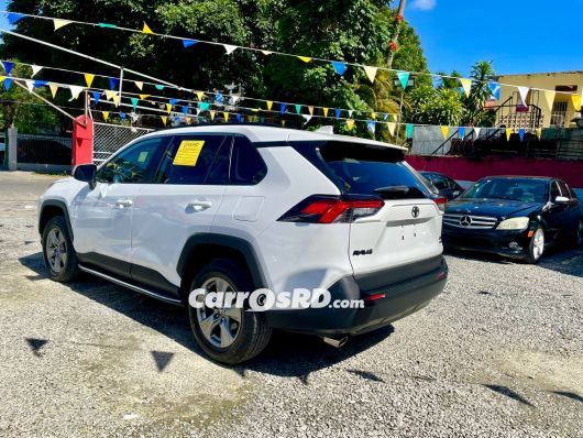 Toyota RAV4 Jeepeta en venta