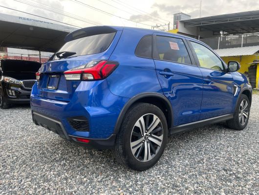 Mitsubishi Outlander Sport