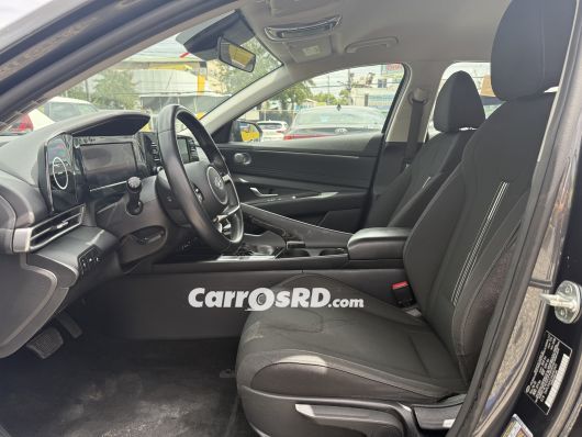 Hyundai Elantra Carros en venta