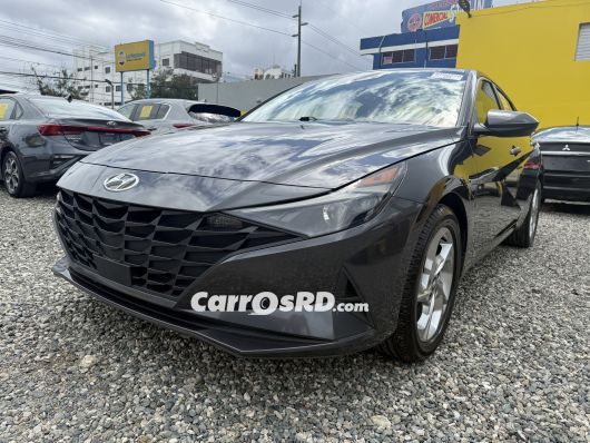 Hyundai Elantra Carros en venta