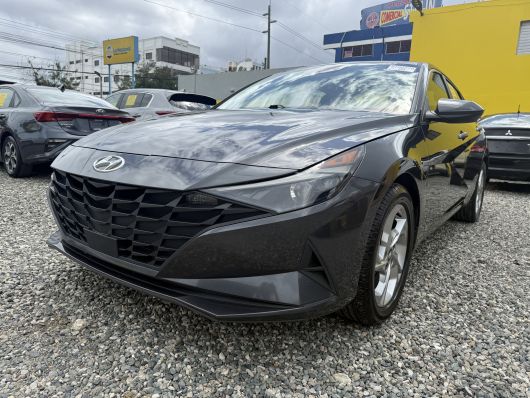 Hyundai Elantra SEL en venta