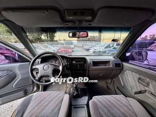 Isuzu KB Camioneta en venta