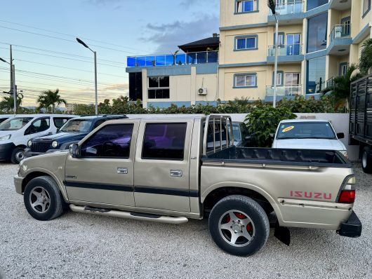 Isuzu