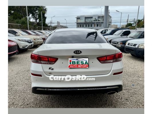 Kia K5 Carros en venta