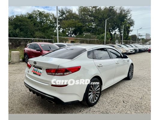 Kia K5 Carros en venta