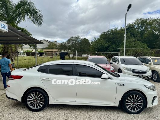 Kia K5 Carros en venta